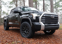 Load image into Gallery viewer, Superlift 2in. Toyota Front Leveling Kit-22-23 Tundra 2WD/4WD 40018