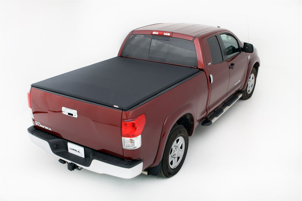 Lund Genesis? Elite Tri-Fold Tonneau 958120