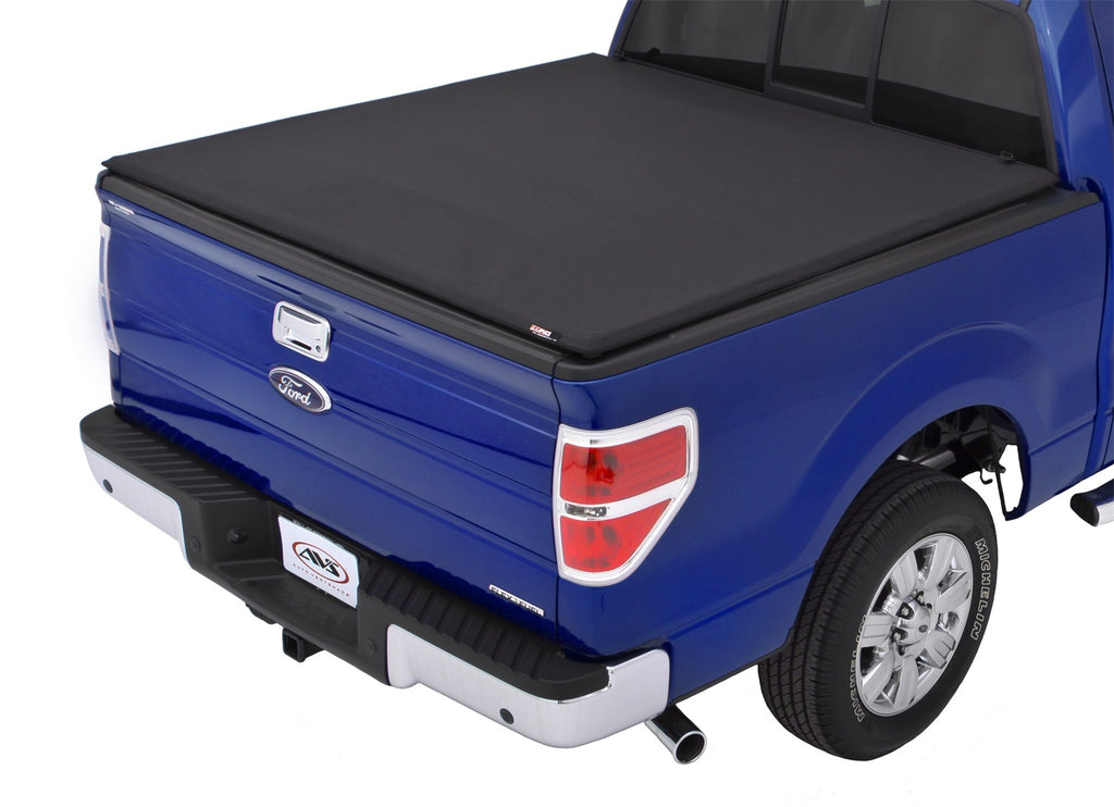 Lund Genesis™ Elite Tri-Fold Tonneau 95814