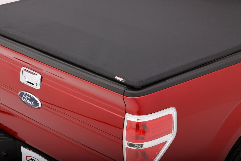 Lund Genesis™ Elite Tri-Fold Tonneau 95850