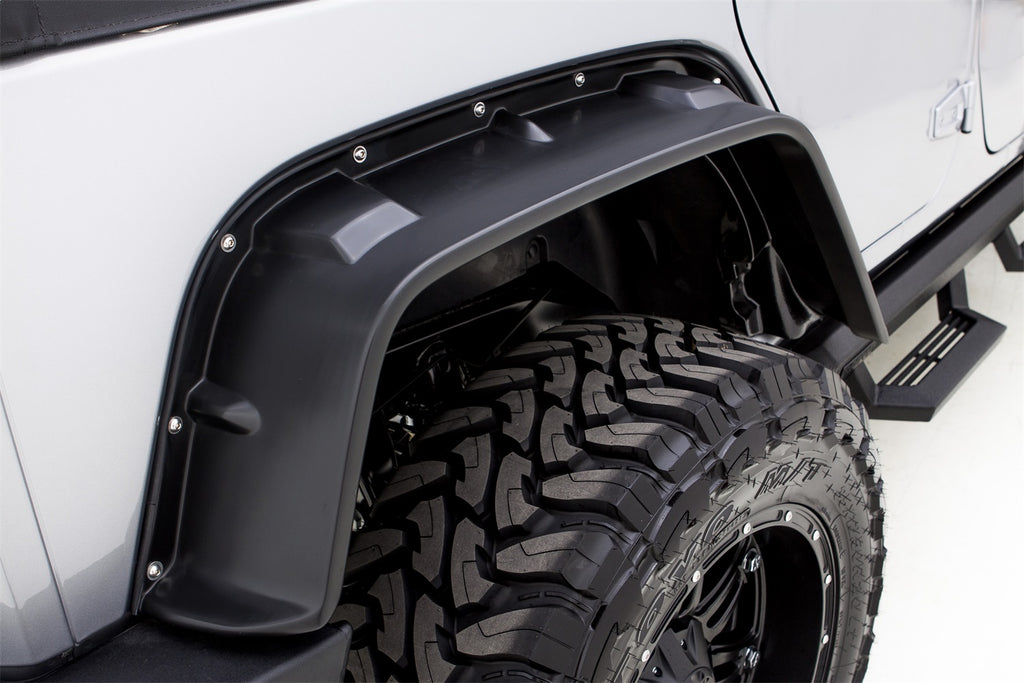 Lund Flat Style Fender Flare Set FX606S