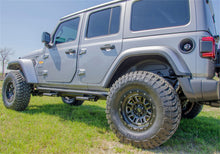 Load image into Gallery viewer, N-Fab RKR Step Sys-Full Len (1 Stp Mnts/1 Stp)-18-23 Wrangler JL 4Dr-TX Blk J184RKRS4