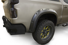 Load image into Gallery viewer, Lund Rivet Style Fender Flare Set RX140TB