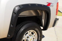 Load image into Gallery viewer, Lund Rivet Style Fender Flare Set RX106TB