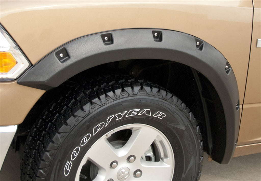 Lund Rivet Style Fender Flare Set RX204S