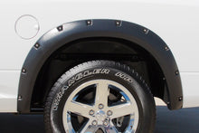 Load image into Gallery viewer, Lund Rivet Style Fender Flare Set RX205SB