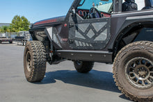 Load image into Gallery viewer, DV8 Offroad Rock Slider SRJL-21