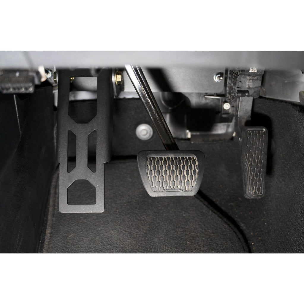 SPARE TIRE GUARD & ACCESSORY MOUNT