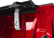 Load image into Gallery viewer, Truxedo Lo Pro-14-18 (19 Leg/Lim) Silv/Sierra 1500/15-19 2500HD/3500HD 8ft. 572201