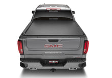 Load image into Gallery viewer, Truxedo Lo Pro-20-23 Sierra (w/CarbonPro Bed) 5ft.9in. 574301