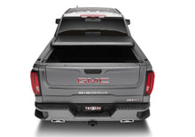 Load image into Gallery viewer, Truxedo Lo Pro-20-23 Sierra (w/CarbonPro Bed) 5ft.9in. 574301