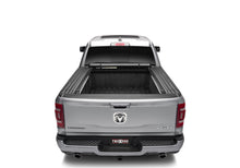 Load image into Gallery viewer, Truxedo Lo Pro-09-18 (19-23 Classic) Ram 5ft.7in. w/RamBox 544901