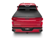 Load image into Gallery viewer, Truxedo TruXport-19 (New Body Style)-23 Silv/Sierra 1500/20-23 2500HD/3500HD 8ft. 272801