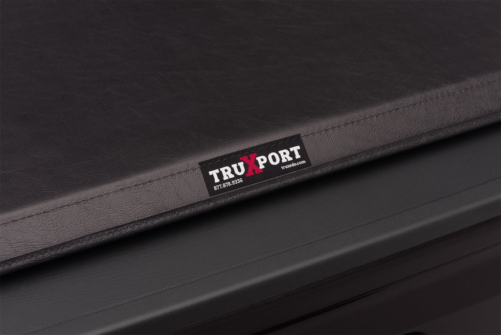 Truxedo TruXport-14-18 (19 Leg/Lim) Silv/Sierra 1500/15-19 2500HD/3500HD 6ft.6in. 272001