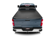 Load image into Gallery viewer, Truxedo TruXport-20-23 Silv/Sierra 2500HD/3500HD 6ft.9in. 273301