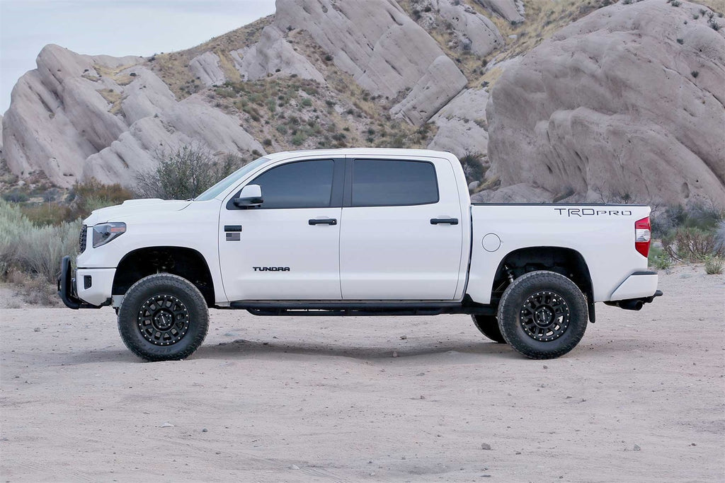 Fabtech Performance Lift System w/Shocks K7077DL