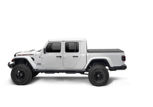 Load image into Gallery viewer, Truxedo Lo Pro-20-23 Gladiator w/or w/o Trail Rail System 523201
